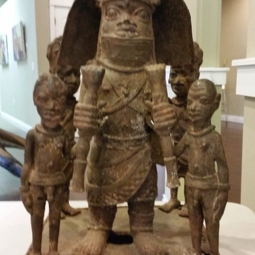 Nigerian chief with two sons and two servants (bronze) front full close-up