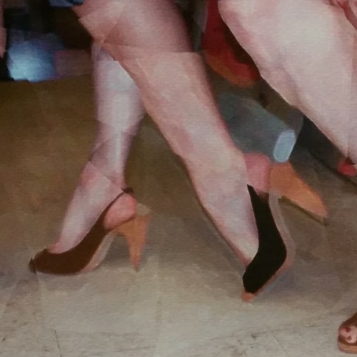 Chuck Smart :: Black Shoes Stepping