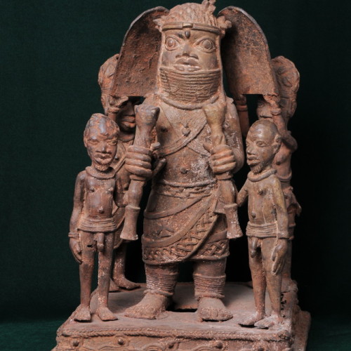 Nigerian chief with two sons and two servants (bronze) front full