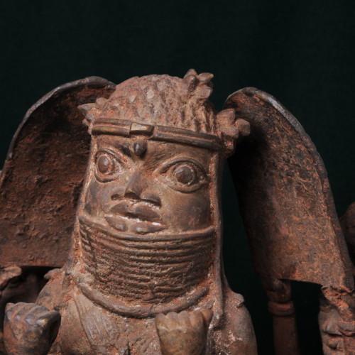 Nigerian chief with two sons and two servants (bronze) front close-up