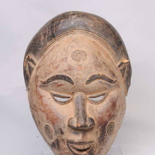 Baule dance mask, Ivory Coast, with cicatrization on cheeks (scarring for ritual, beauty, or aesthetics)